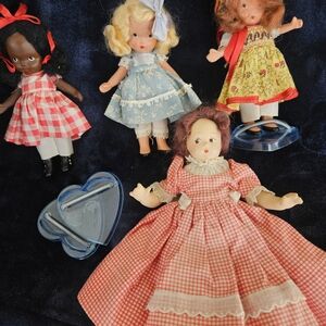 Storybook Dolls From The 40s.